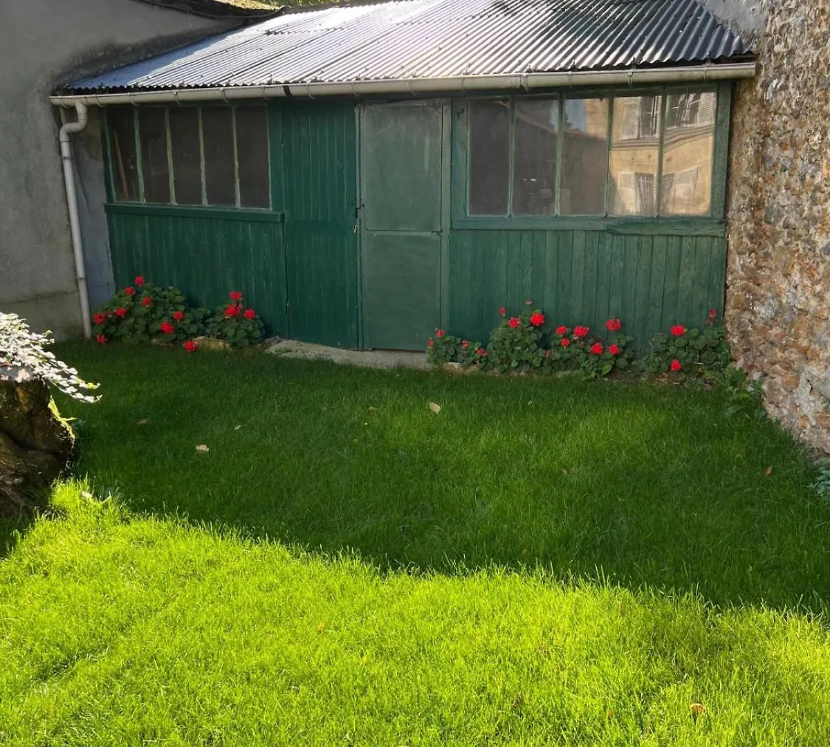 Maison Cosy Paris Centre Avec Jardin 0*,  France